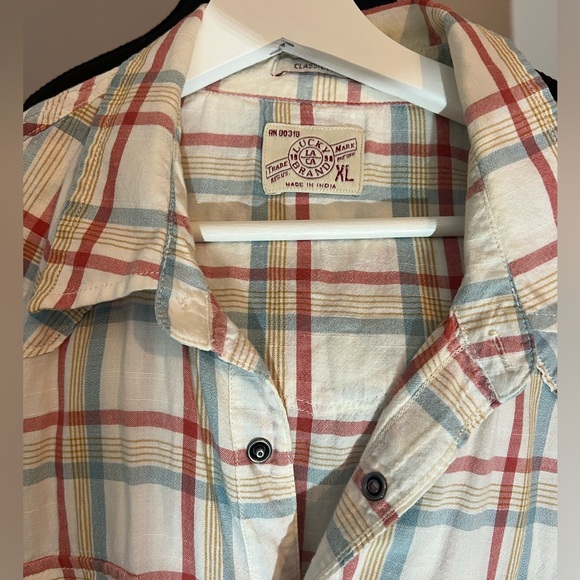Lucky Brand Men’s Plaid Buttonup XL - Picture 2 of 4